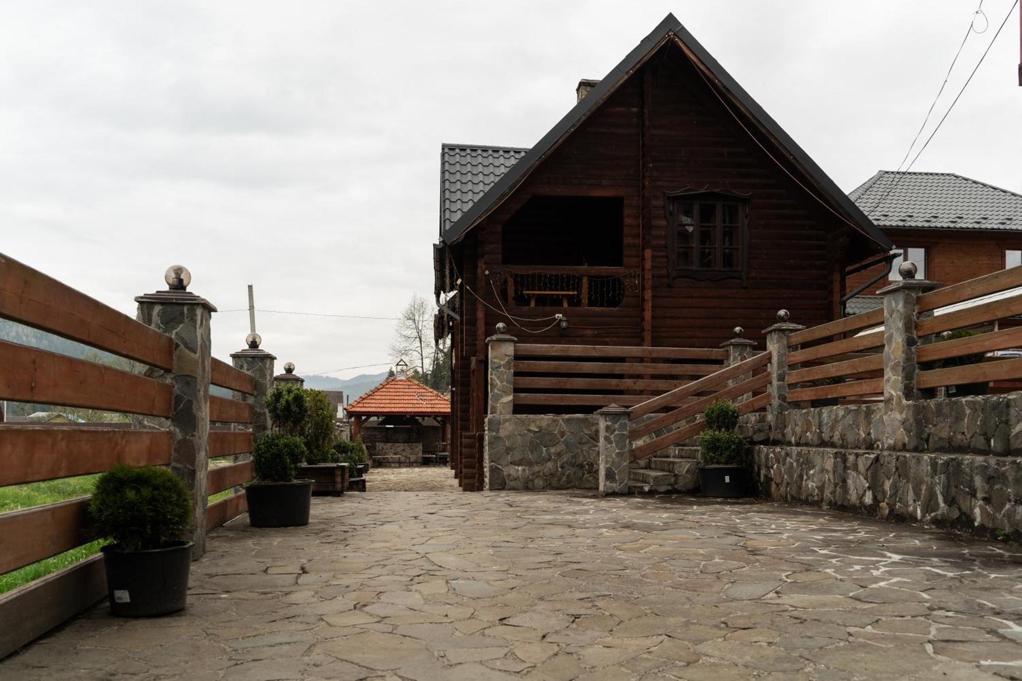 Oksamit Resort Vorochta Buitenkant foto