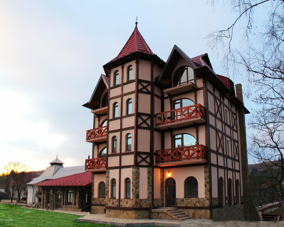 Oksamit Resort Vorochta Buitenkant foto