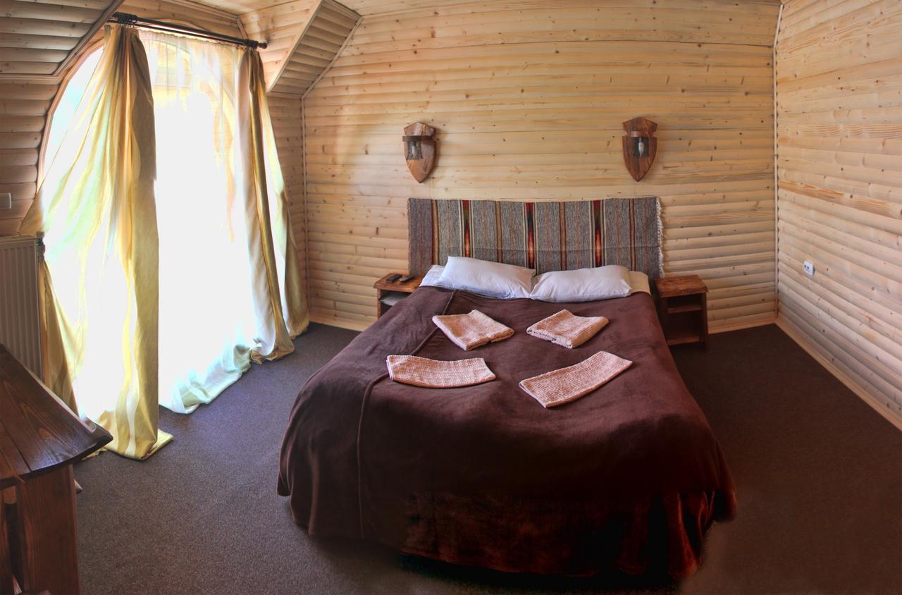 Oksamit Resort Vorochta Kamer foto